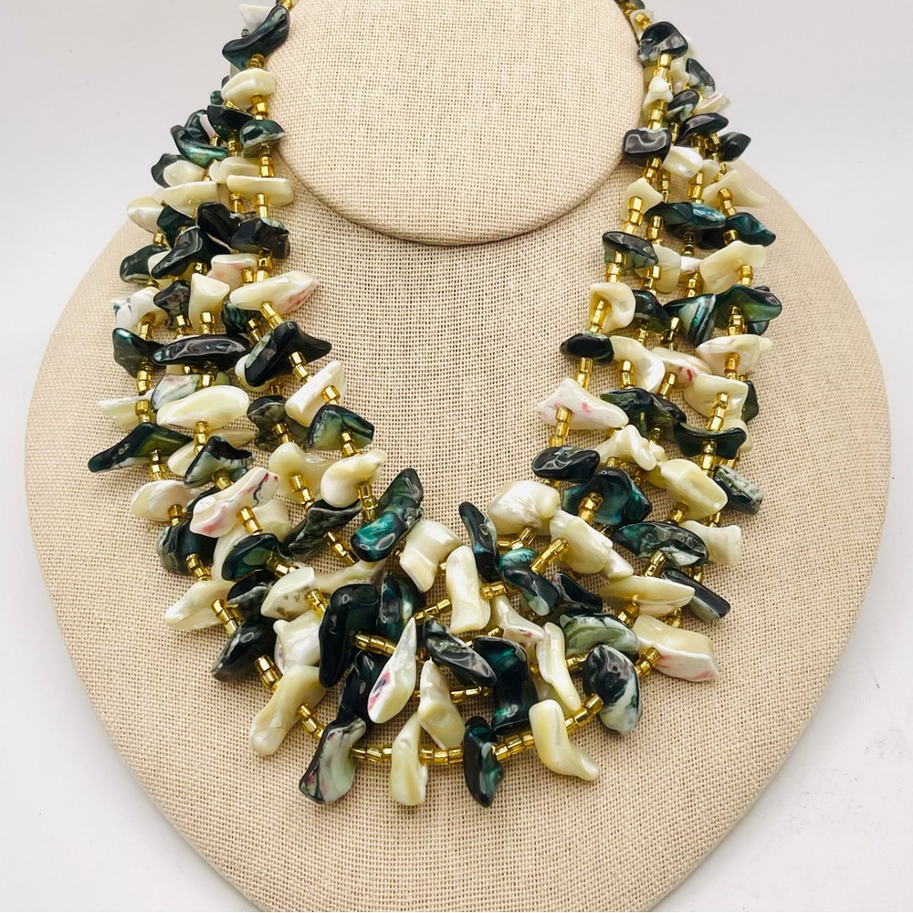 Incredible Vintage Mother of Pearl and Abalone Multi Strand Bib Necklace - Picture 6 of 11